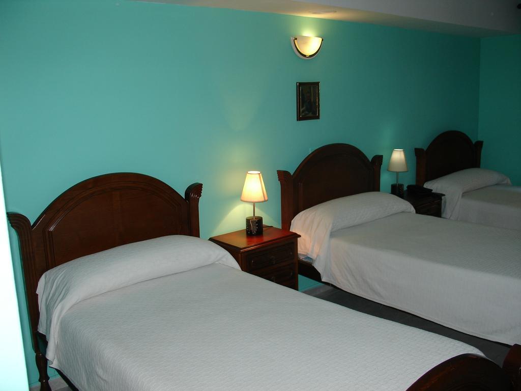 Hostal Algodon ปาเลนเซีย ภายนอก รูปภาพ