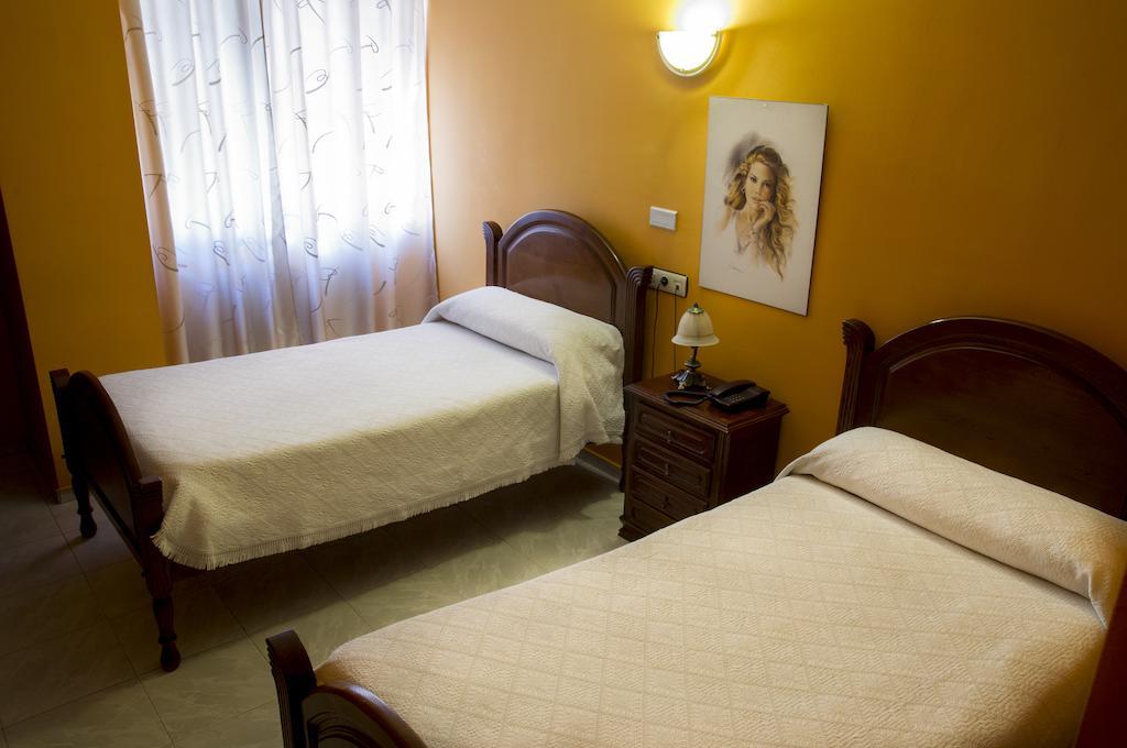 Hostal Algodon ปาเลนเซีย ภายนอก รูปภาพ