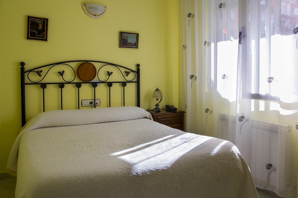 Hostal Algodon ปาเลนเซีย ภายนอก รูปภาพ